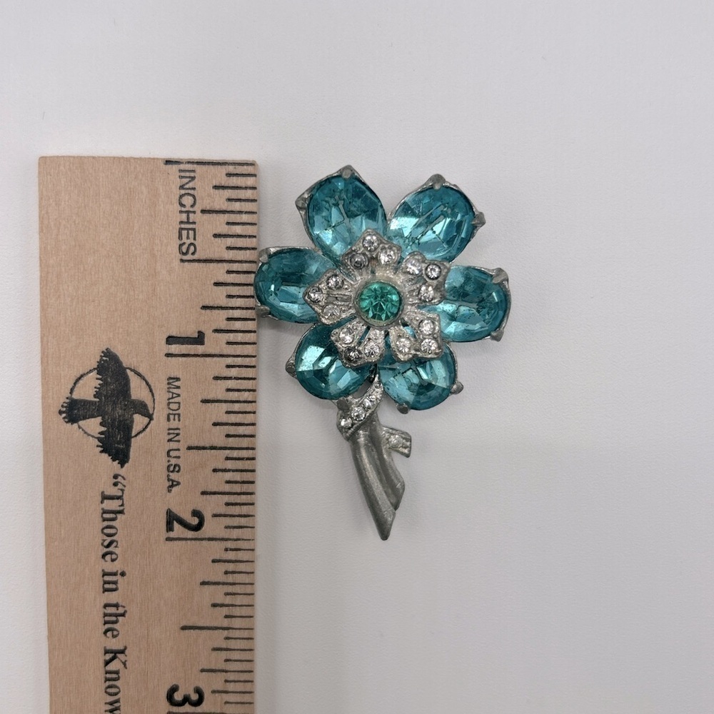 Vintage Blue Turquoise Flower Brooch Silvertone Rhinestones and faceted …​​​​​​​ - Picture 5 of 7